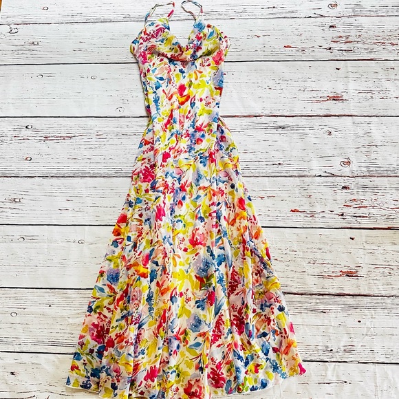 Abercrombie & Fitch Colorful Floral Maxi Dress! Size M